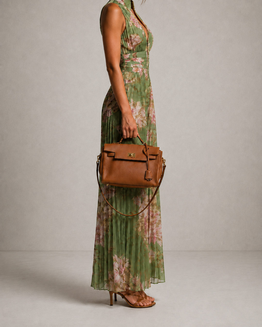 Zsófia Jumpsuit | Plisovaný chiffon overal v zelené barvě